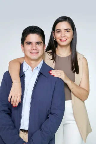 Bianca y Victor, fundadores de JUHU Travel